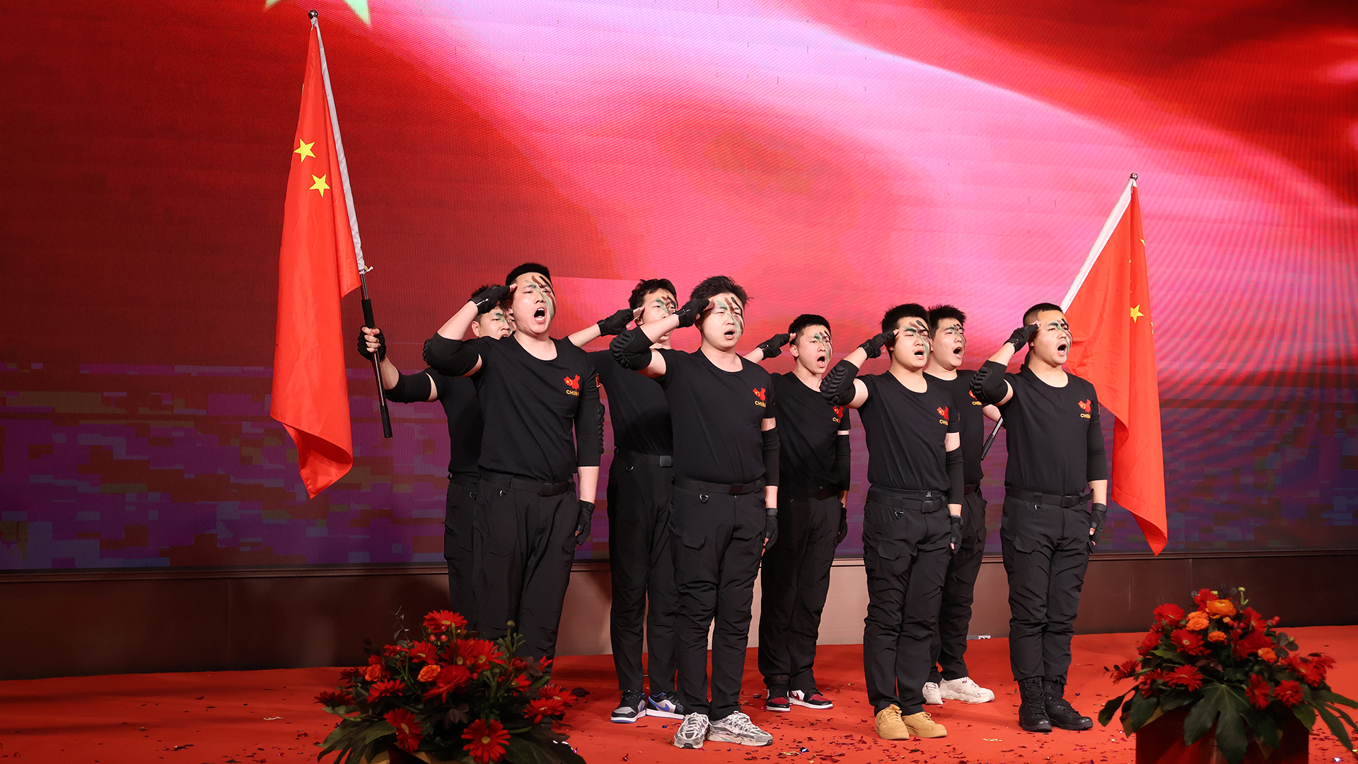 1739781100832841.jpg 节目6.JPG